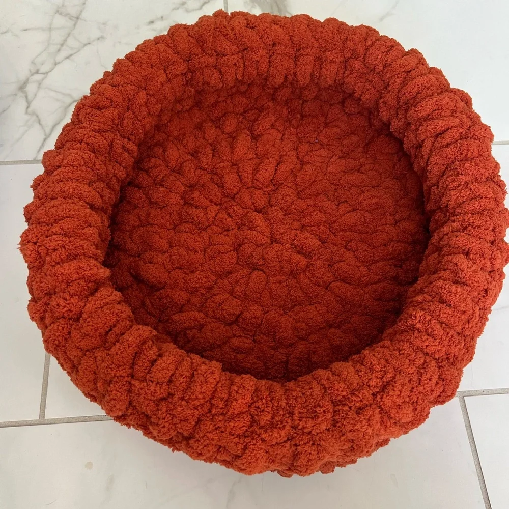 Handmade Super Soft Chenille Pet Basket